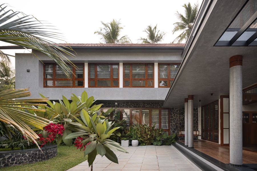 Zakariya — Central Courtyard, Calicut, Kerala